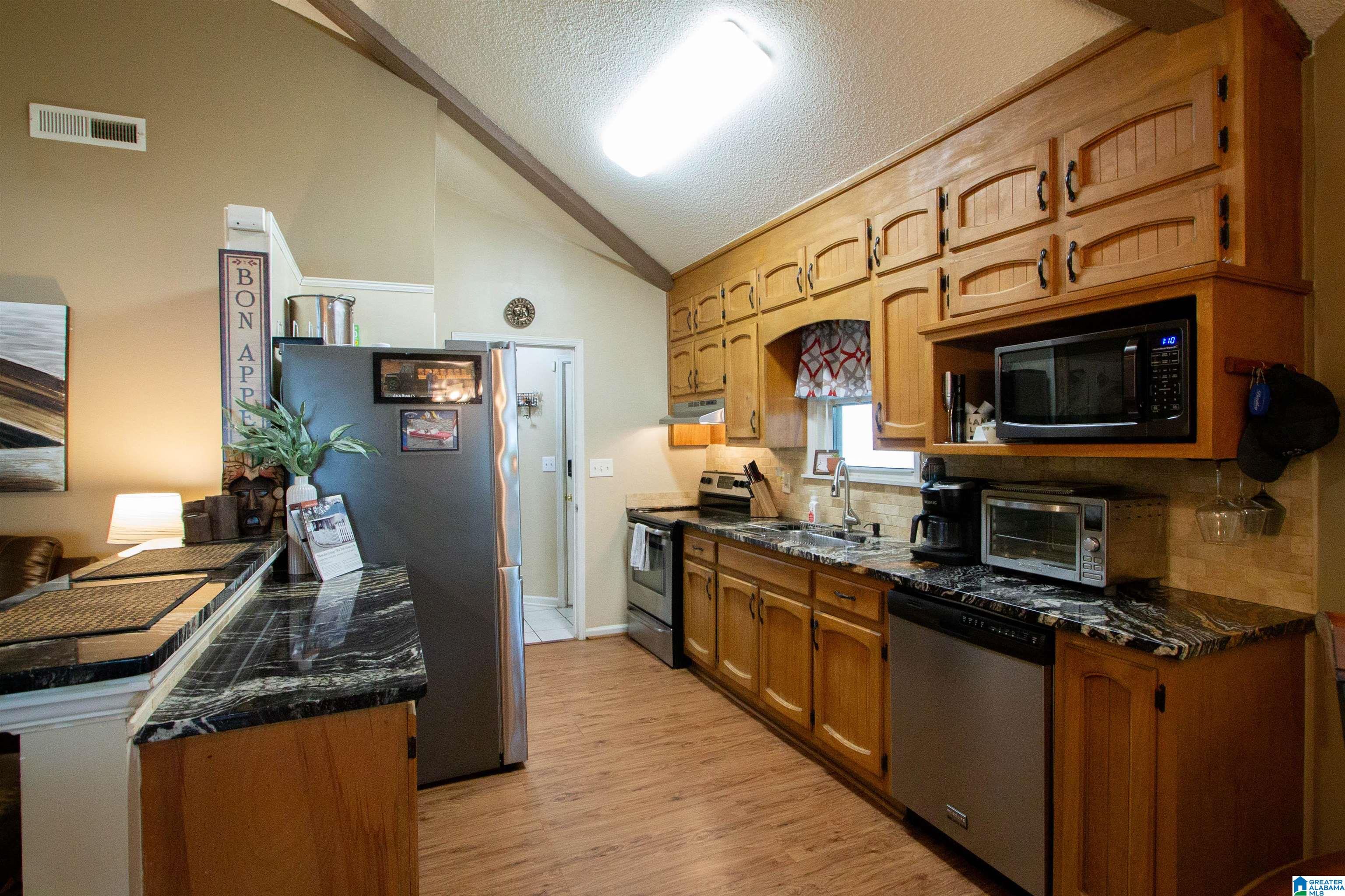112 Blue Eye Road West Lincoln, AL 35096 - Photo 11 of 40 Gallery Image 11