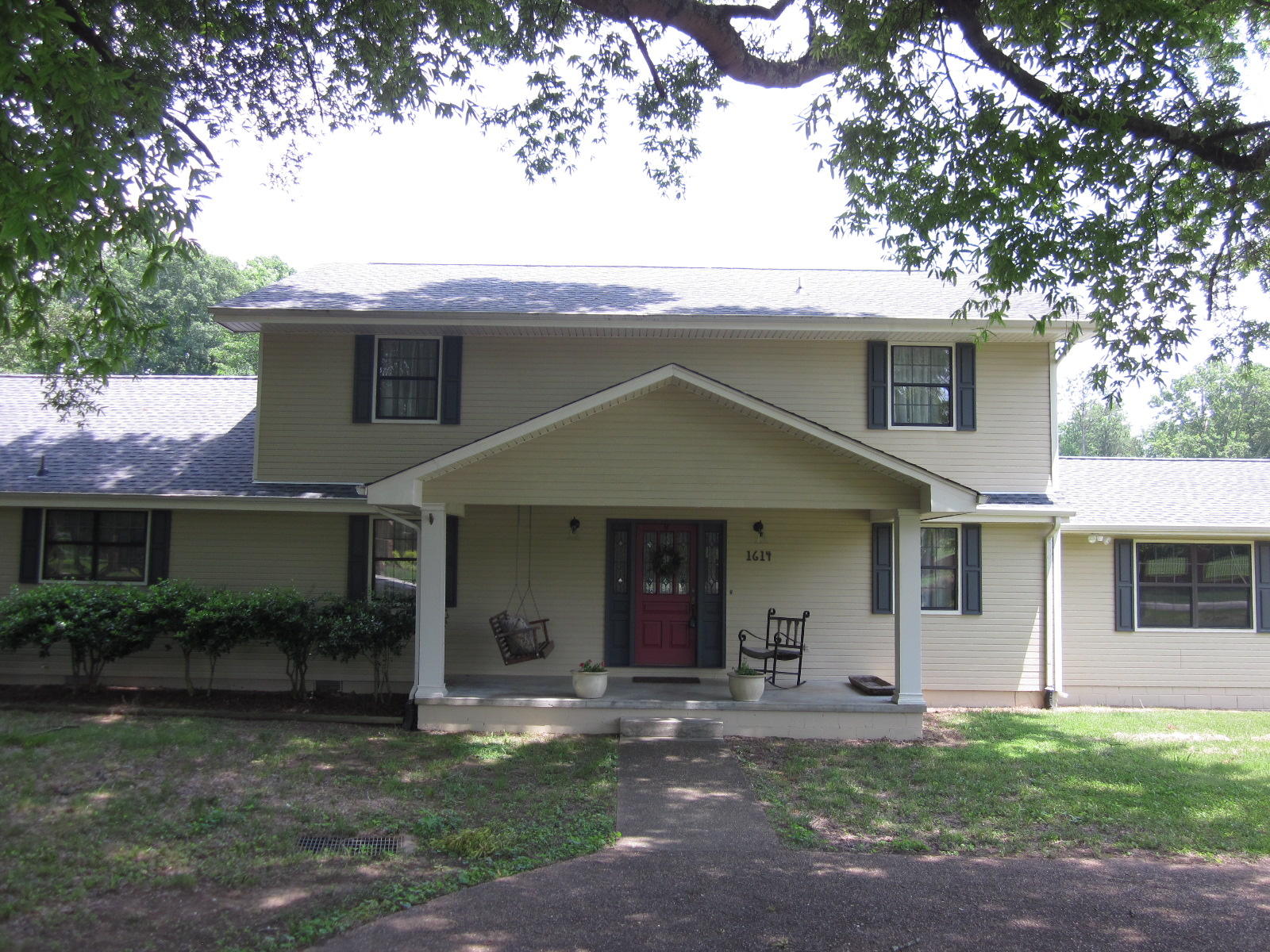 1614 Gray Road Chattanooga, TN 37421 - Photo 2 of 31 2