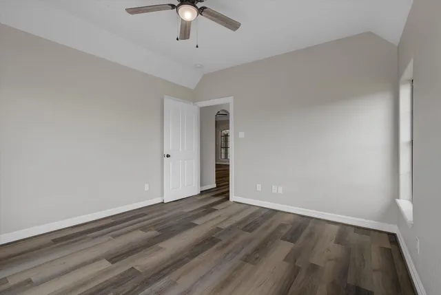 $379,900 | 112 Washington Avenue, Clute, TX 77531