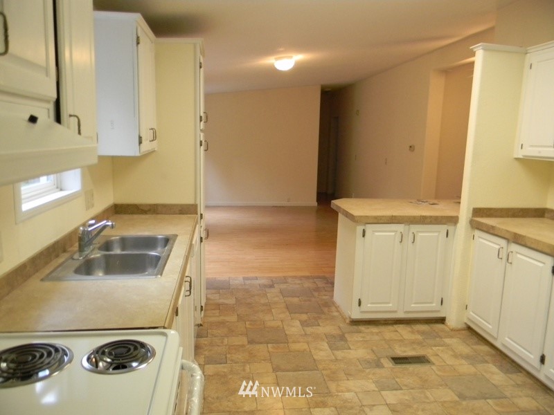 3569 Newberg Road Sedro-Woolley, WA 98284 - Photo 8 of 23 Gallery Image 8