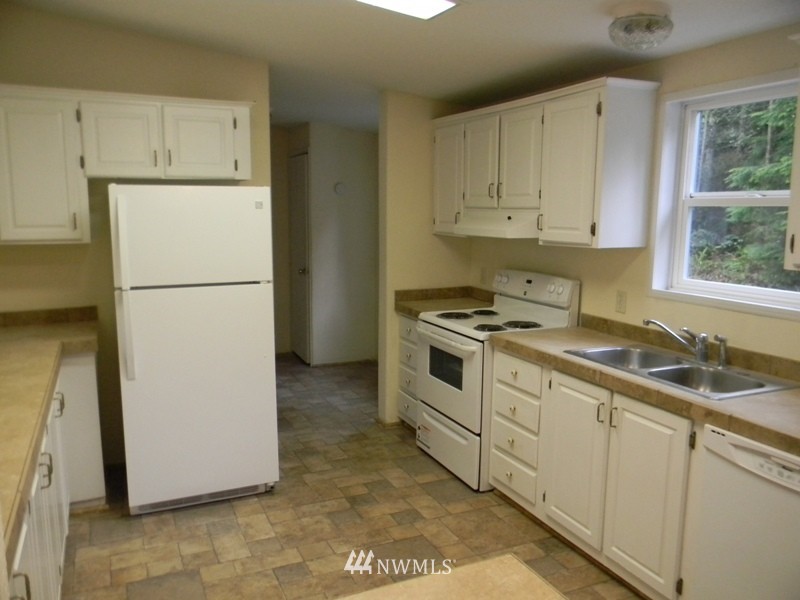3569 Newberg Road Sedro-Woolley, WA 98284 - Photo 9 of 23 Gallery Image 9