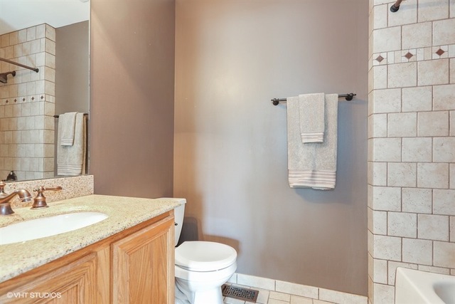 1914 Ridgemoor Drive Plainfield, IL 60586 - Photo 13 of 17