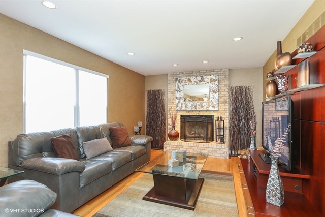 1914 Ridgemoor Drive Plainfield, IL 60586 - Photo 7 of 17