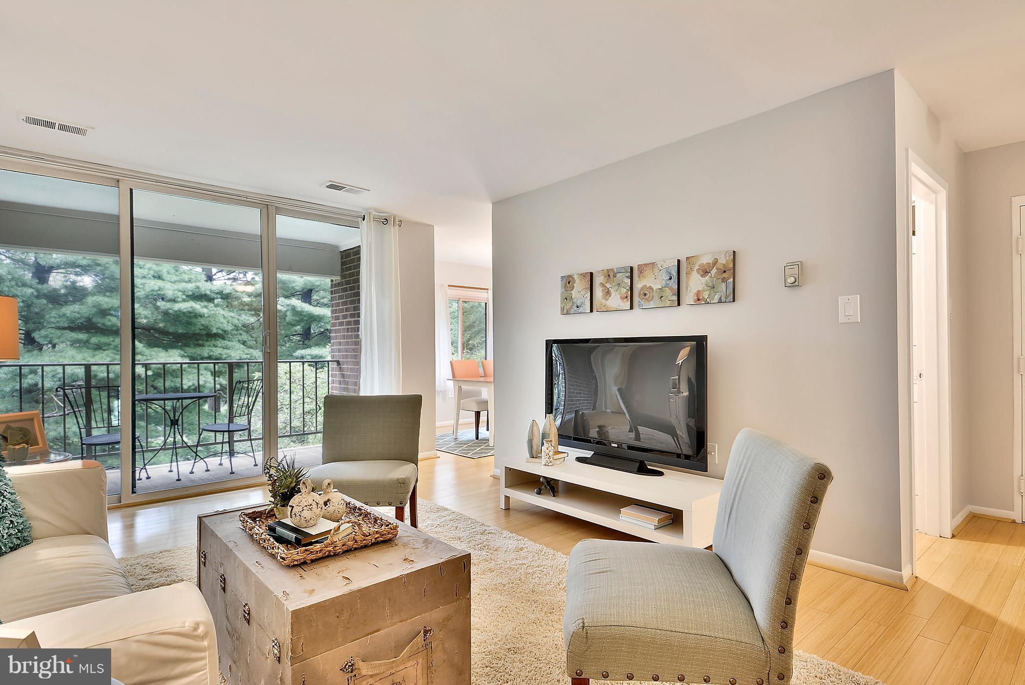 1432 Northgate Square, Unit 21A Reston, VA 20190 - Photo 1 of 19 Living Room