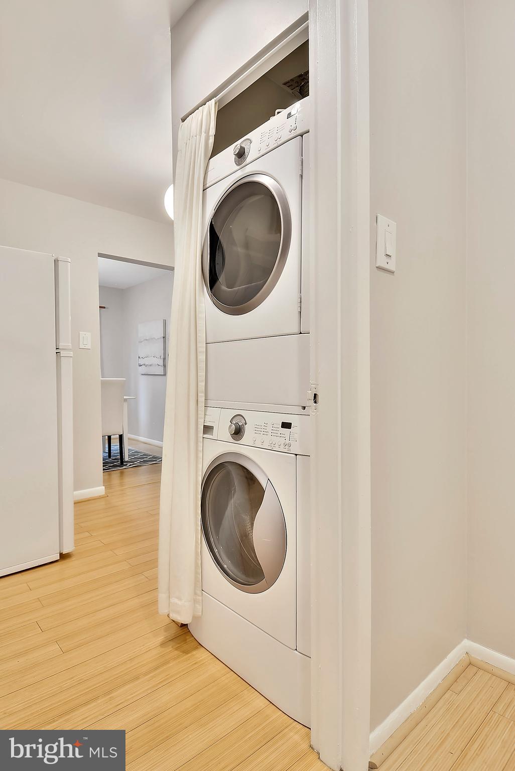 1432 Northgate Square, Unit 21A Reston, VA 20190 - Photo 11 of 19 Washer Dryer (conveys)