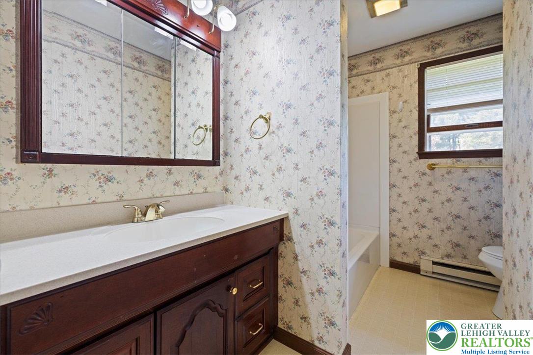 1250 Minesite Road Allentown, PA 18103 - Photo 29 of 39