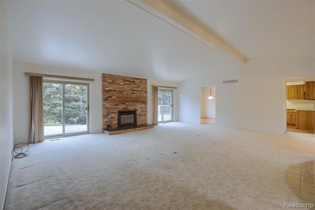2049 Cumberland Road Rochester Hills, MI 48307 - Photo 5 of 33