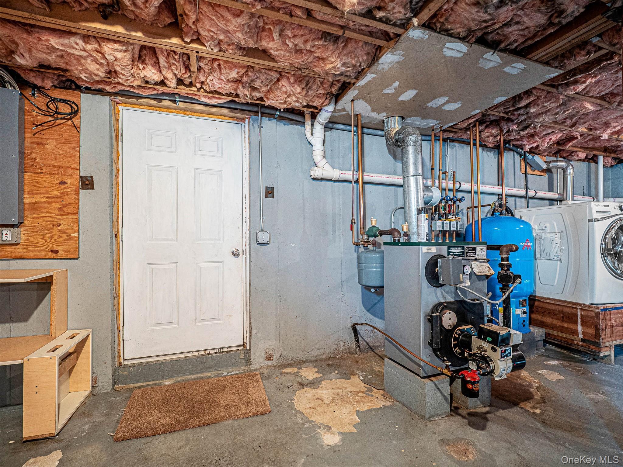 446 County Route 1 Warwick, NY 10990 - Photo 27 of 31 Door leading to Bilco doors that lead to the outside.