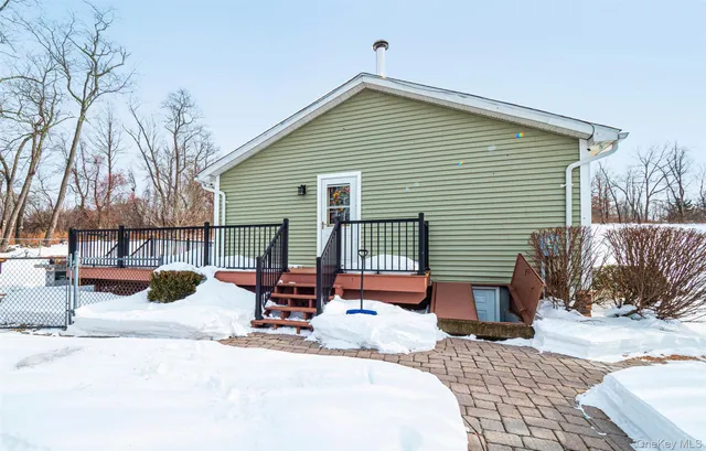 $525,000 | 446 County Route 1, Warwick, NY 10990