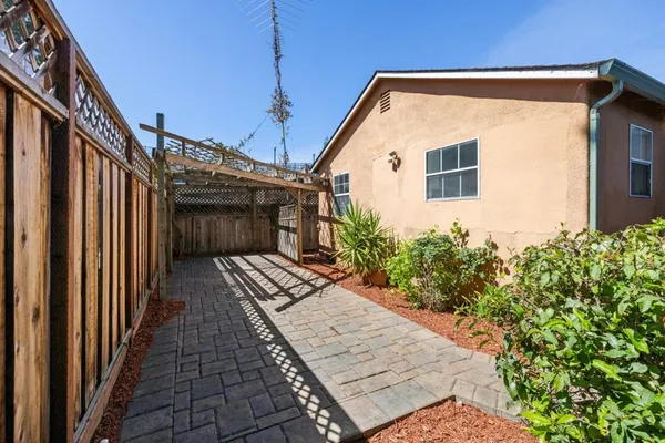 $1,950,000 | 384 Beemer Avenue, Sunnyvale, CA 94086