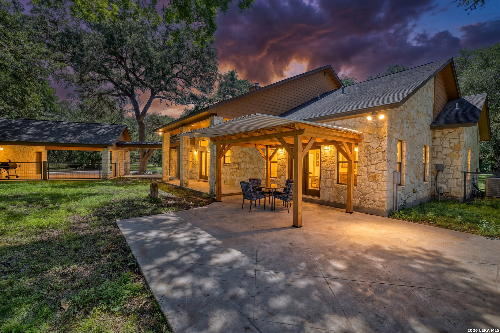 382 ARBOLES Court Concan, TX 78838 - Photo 10 of 64
