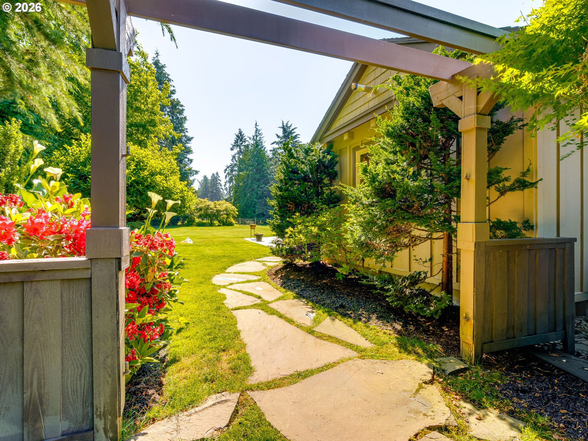 31860 Southwest Peach Cove Road West Linn, OR 97068 - Photo 5 of 46