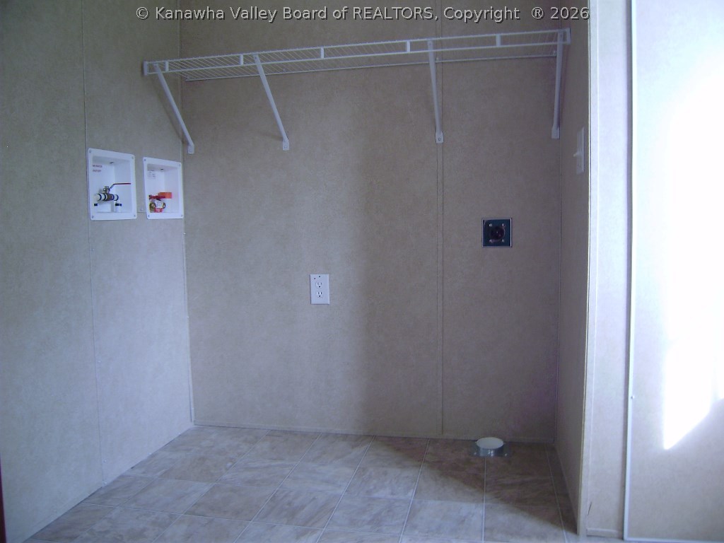 5576 Pleasant Ridge Road Gallipolis Ferry, WV 25515 - Photo 8 of 15 Gallery Image 8