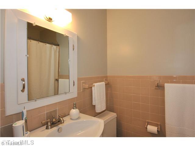 9045 Fantasy Road Lewisville, NC 27023 - Photo 7 of 15 Master Bath/Spa.