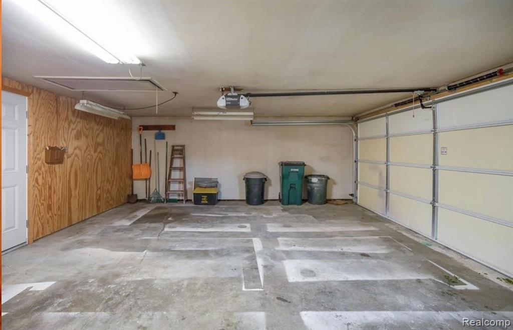 3104 Starr Road Royal Oak, MI 48073 - Photo 21 of 24