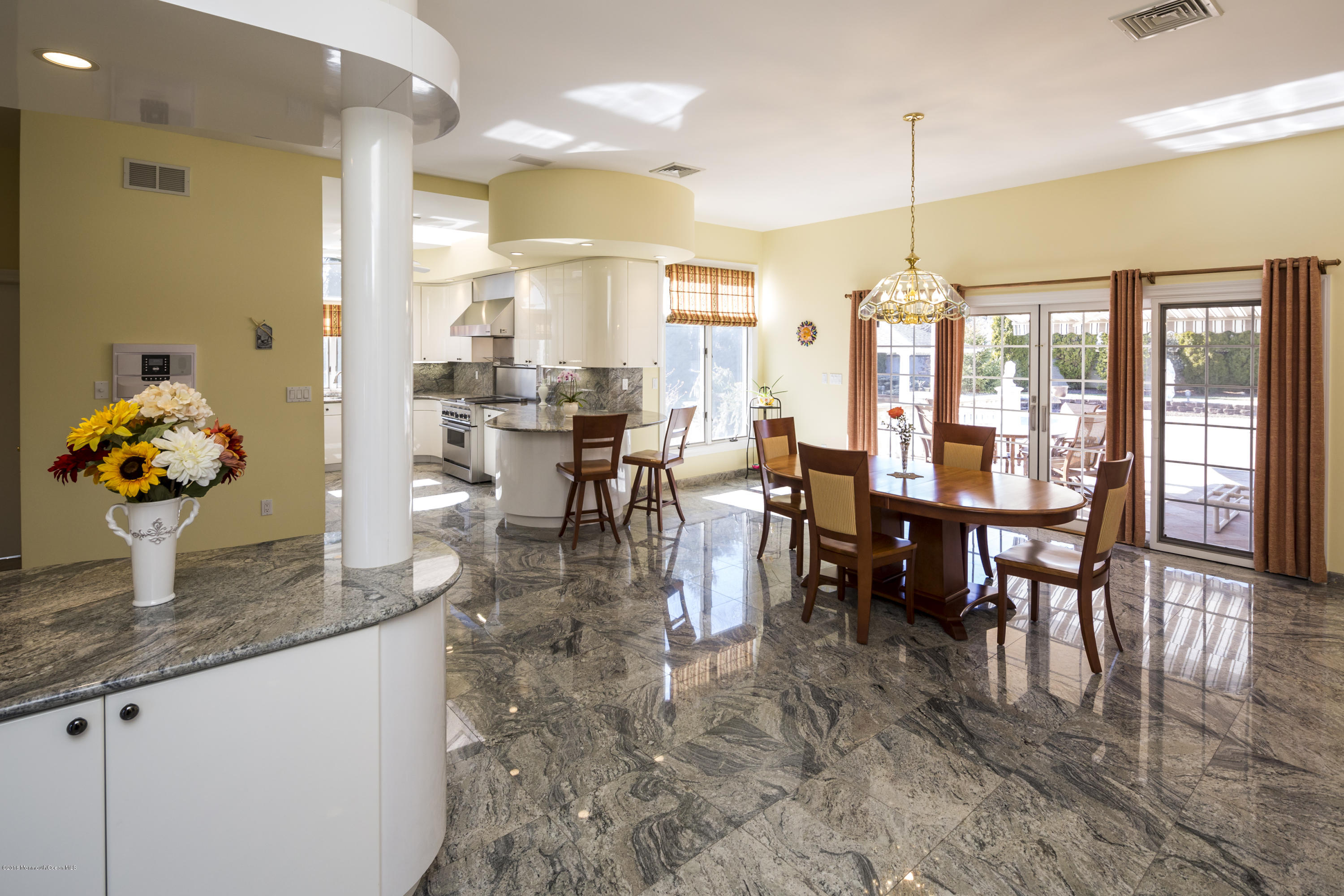 21 Riverside Lane Holmdel, NJ 07733 - Photo 11 of 36 08_Kitchen