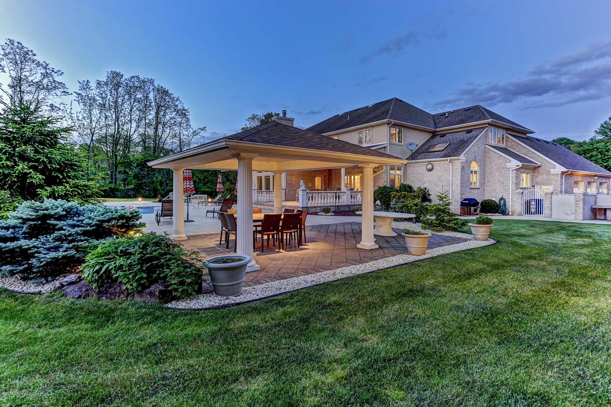 21 Riverside Lane Holmdel, NJ 07733 - Photo 5 of 36 IMG_7340_1_2_fused