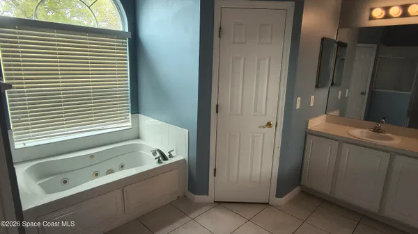 $2,195 | 582 Consolata Avenue Northwest, Palm Bay, FL 32907