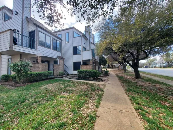 $95,000 | 2311 Balsam Drive, Unit H308, Arlington, TX 76006