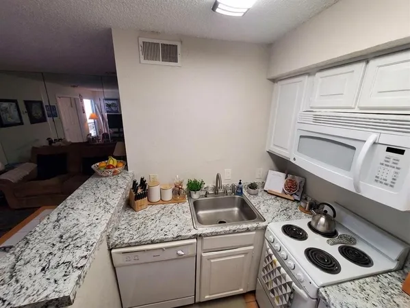 $95,000 | 2311 Balsam Drive, Unit H308, Arlington, TX 76006