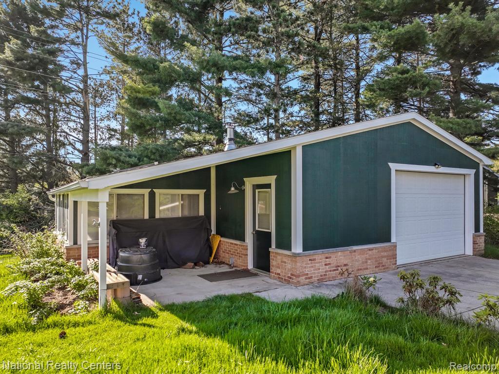 333 North Eager Road Howell, MI 48843 - Photo 31 of 45