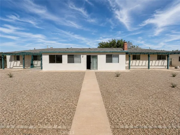 $499,000 | 13755 Mohawk Road, Apple Valley, CA 92307