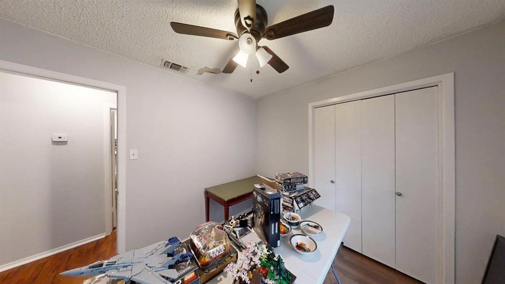 16455 Red Fern Road Flint, TX 75762 - Photo 15 of 25 a view of a workspace with furniture and hardwood floor