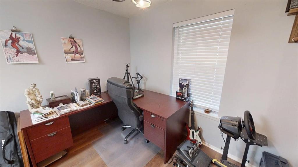 16455 Red Fern Road Flint, TX 75762 - Photo 6 of 25 a view of a workspace with furniture