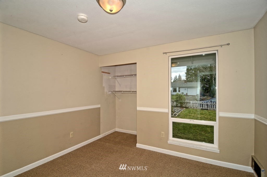 3208 164th Place Southeast Bothell, WA 98012 - Photo 8 of 15