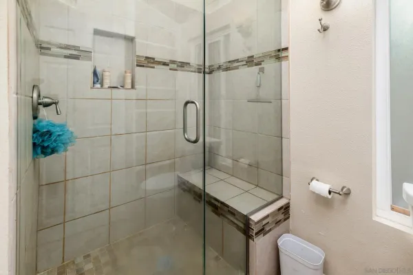 $715,000 | 2544 Navarra Drive, Unit 4, Carlsbad, CA 92009