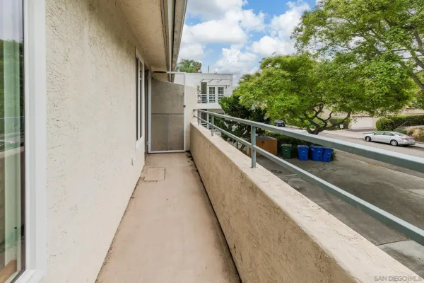 $715,000 | 2544 Navarra Drive, Unit 4, Carlsbad, CA 92009