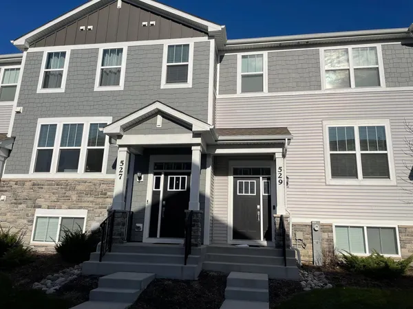 $3,000 | 529 Wolverine Drive, Aurora, IL 60502