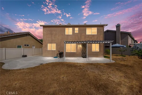 $779,000 | 909 Heron Drive, Corona, CA 92879