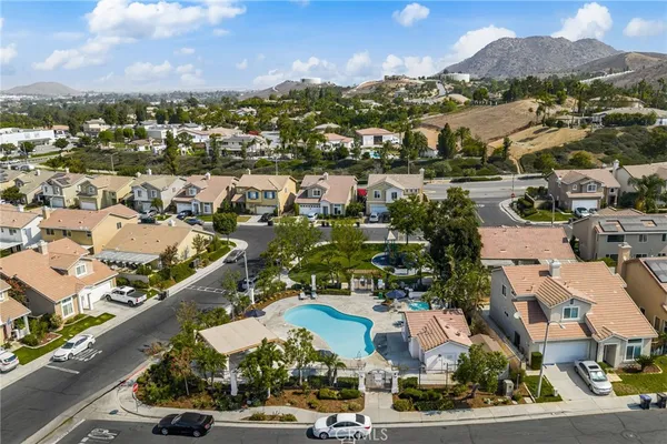 $779,000 | 909 Heron Drive, Corona, CA 92879