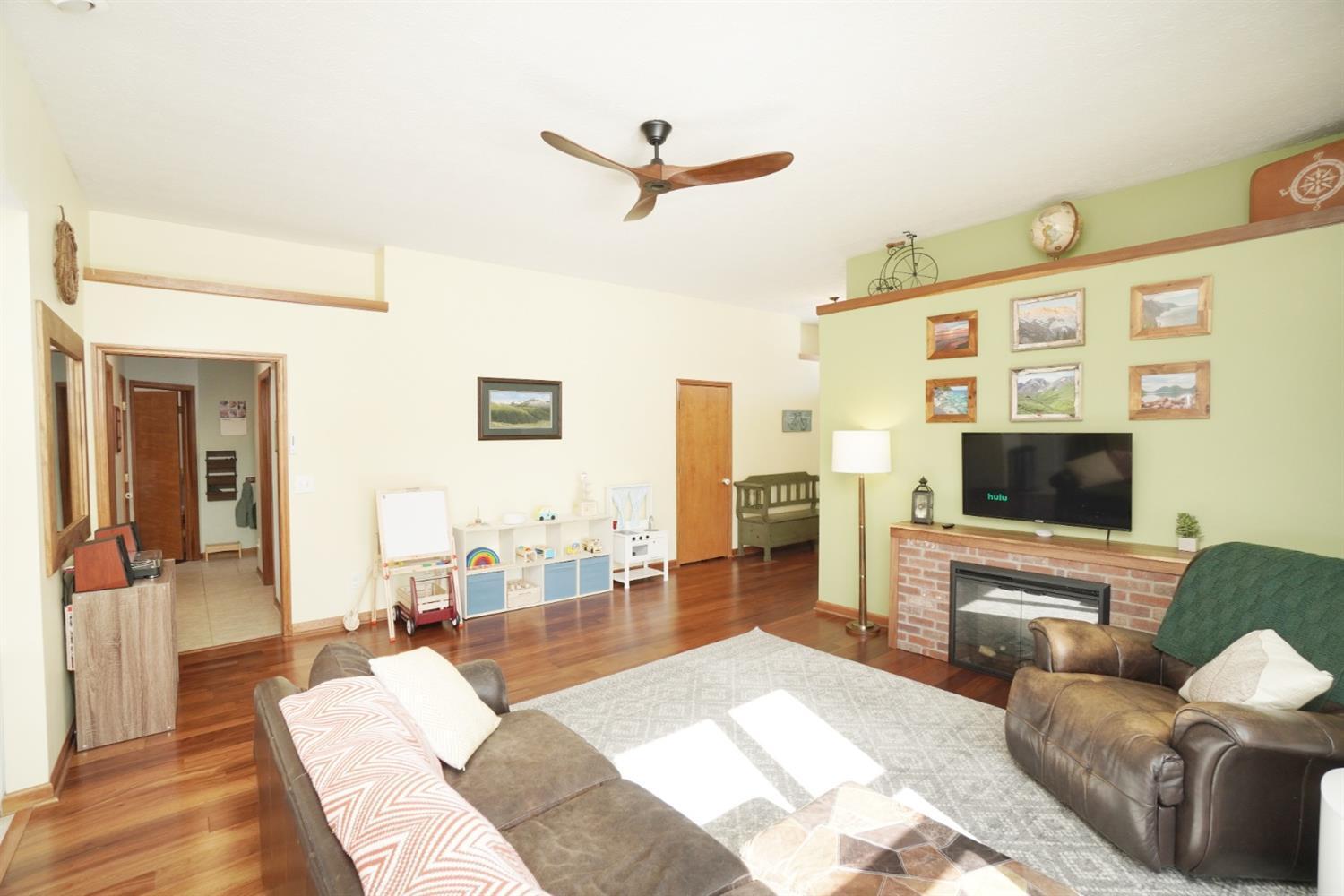 6467 Sun Ridge Drive Corwin, OH 45068 - Photo 8 of 36