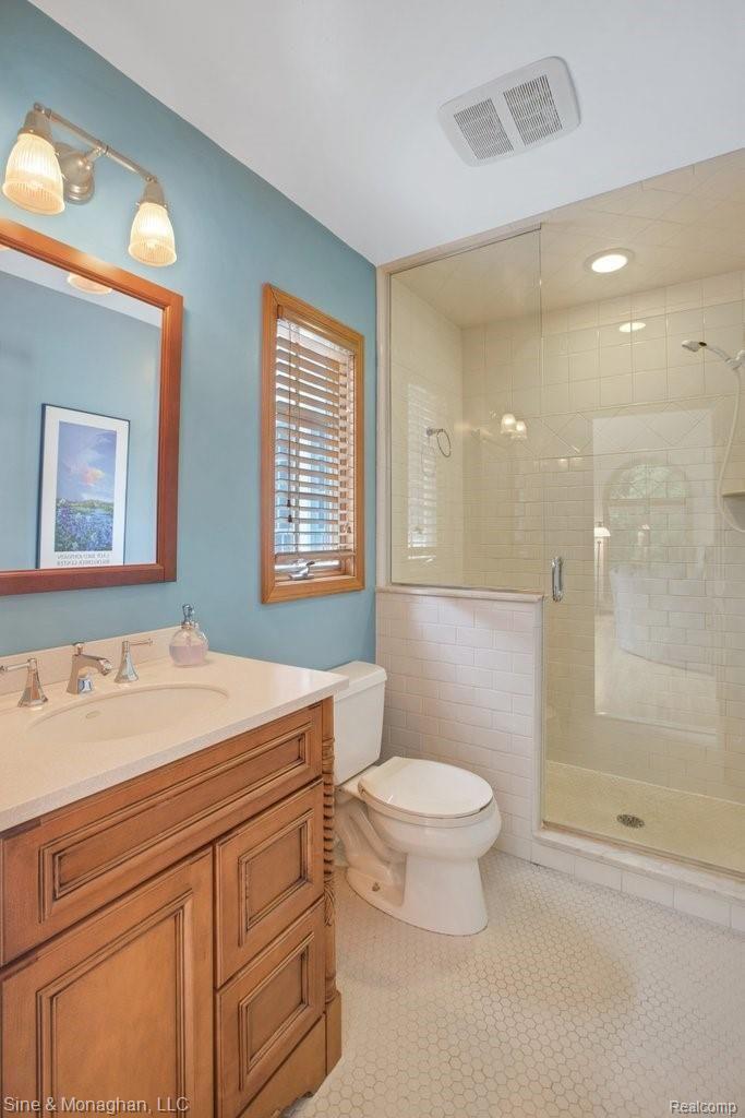 860 Rivard Boulevard Grosse Pointe, MI 48230 - Photo 23 of 44 034.jpg-SMALL