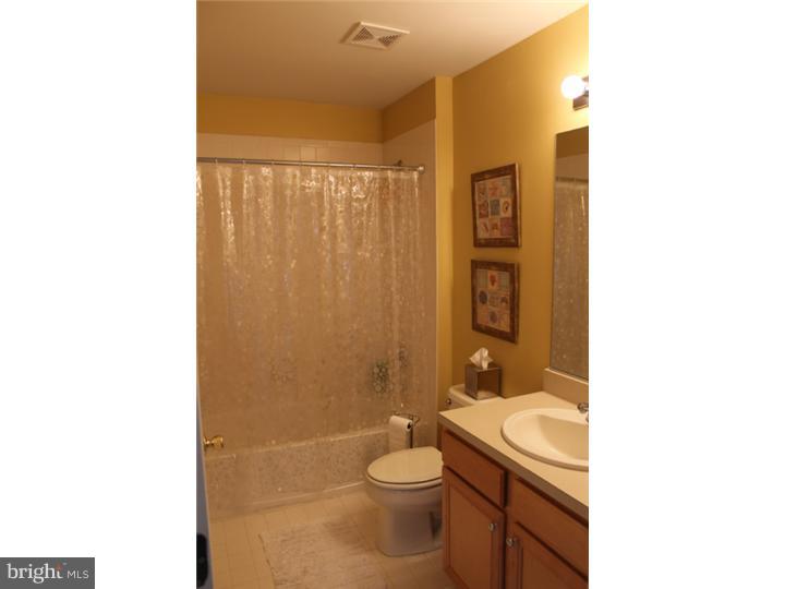 22 Wendover Road East Windsor, NJ 08520 - Photo 17 of 20 Bathroom