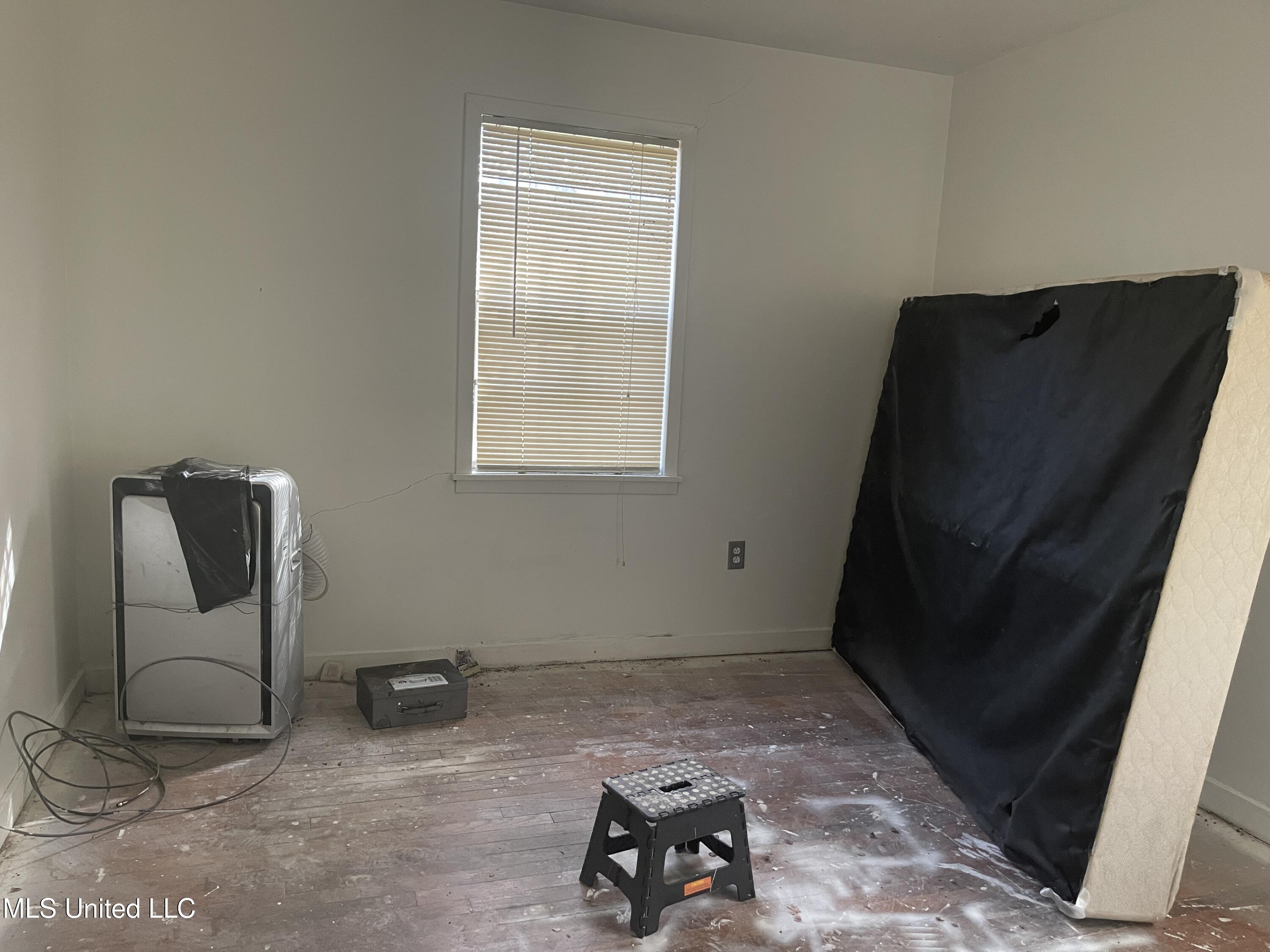 3853 Warner Avenue Jackson, MS 39213 - Photo 6 of 14 IMG_1466