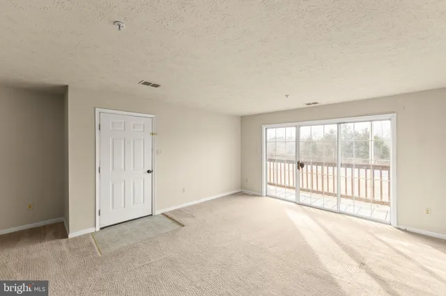 $219,000 | 92 Chinkapin Drive, Stephens City, VA 22655