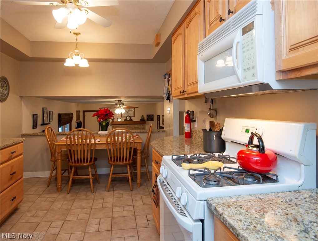 17640 Munn Road Chagrin Falls, OH 44023 - Photo 7 of 25 Gallery Image 7