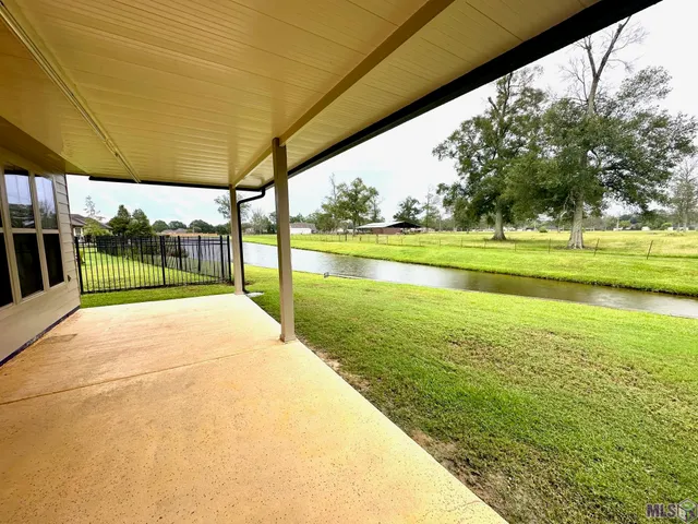 $2,650 | 43283 Pond View Drive, Prairieville, LA 70769