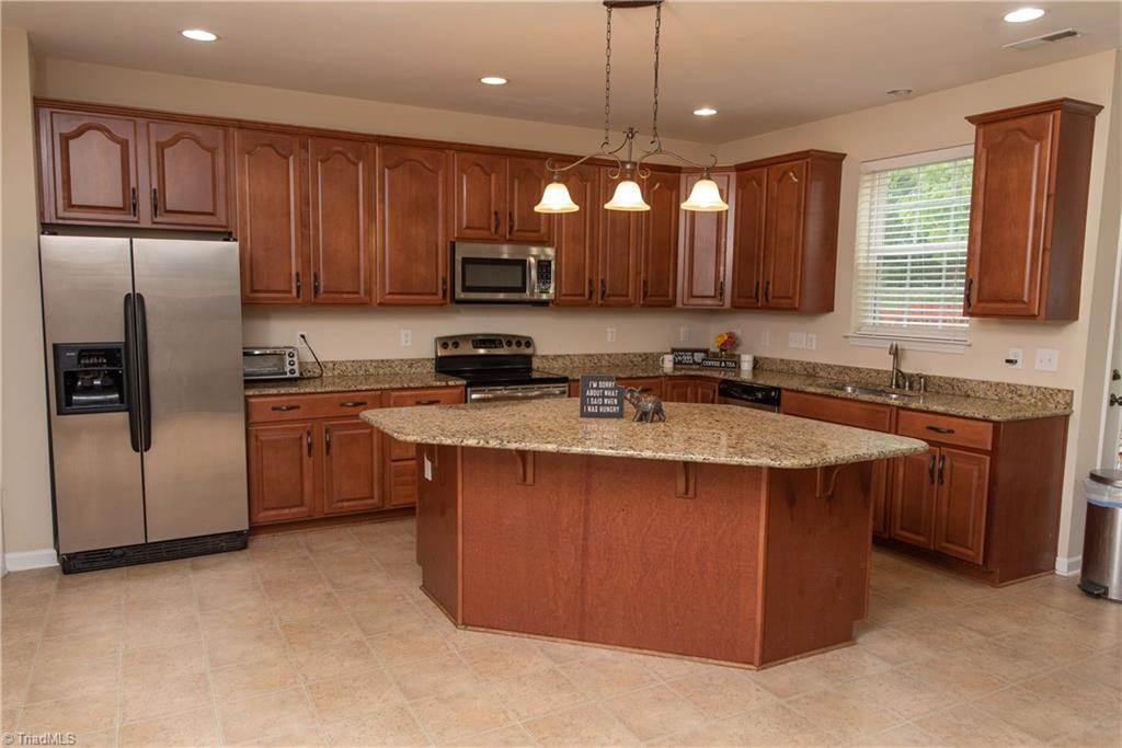 3036 Sycamore Point Trail High Point, NC 27265 - Photo 11 of 30
