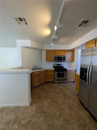 $2,050 | 2462 Cavern Cove Way, Las Vegas, NV 89156