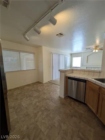 $2,050 | 2462 Cavern Cove Way, Las Vegas, NV 89156