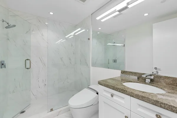 $10,500,000 | 2500 South Ocean Boulevard, Unit 903, Boca Raton, FL 33432