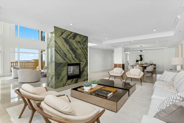 $10,500,000 | 2500 South Ocean Boulevard, Unit 903, Boca Raton, FL 33432