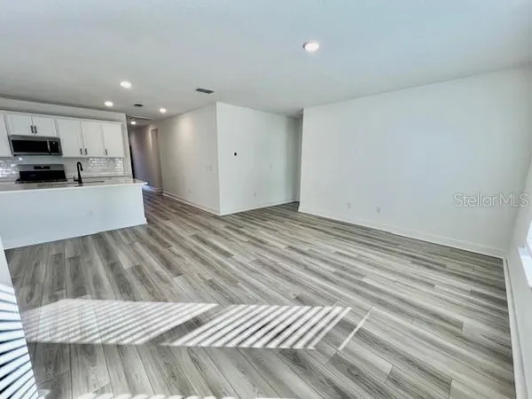 $2,300 | 1497 Laredo Avenue, Spring Hill, FL 34608