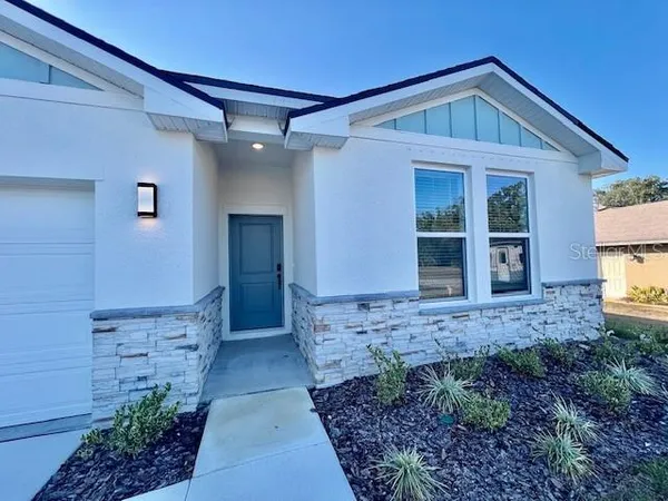 $2,300 | 1497 Laredo Avenue, Spring Hill, FL 34608