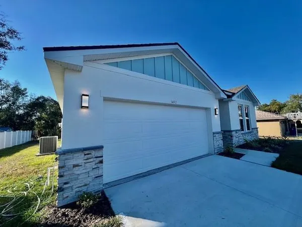 $2,300 | 1497 Laredo Avenue, Spring Hill, FL 34608