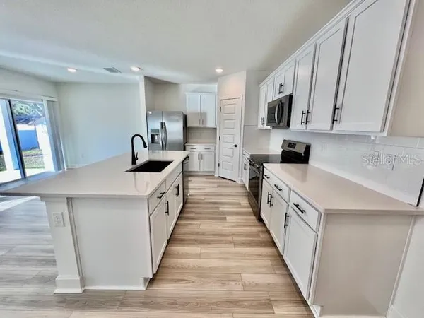 $2,300 | 1497 Laredo Avenue, Spring Hill, FL 34608